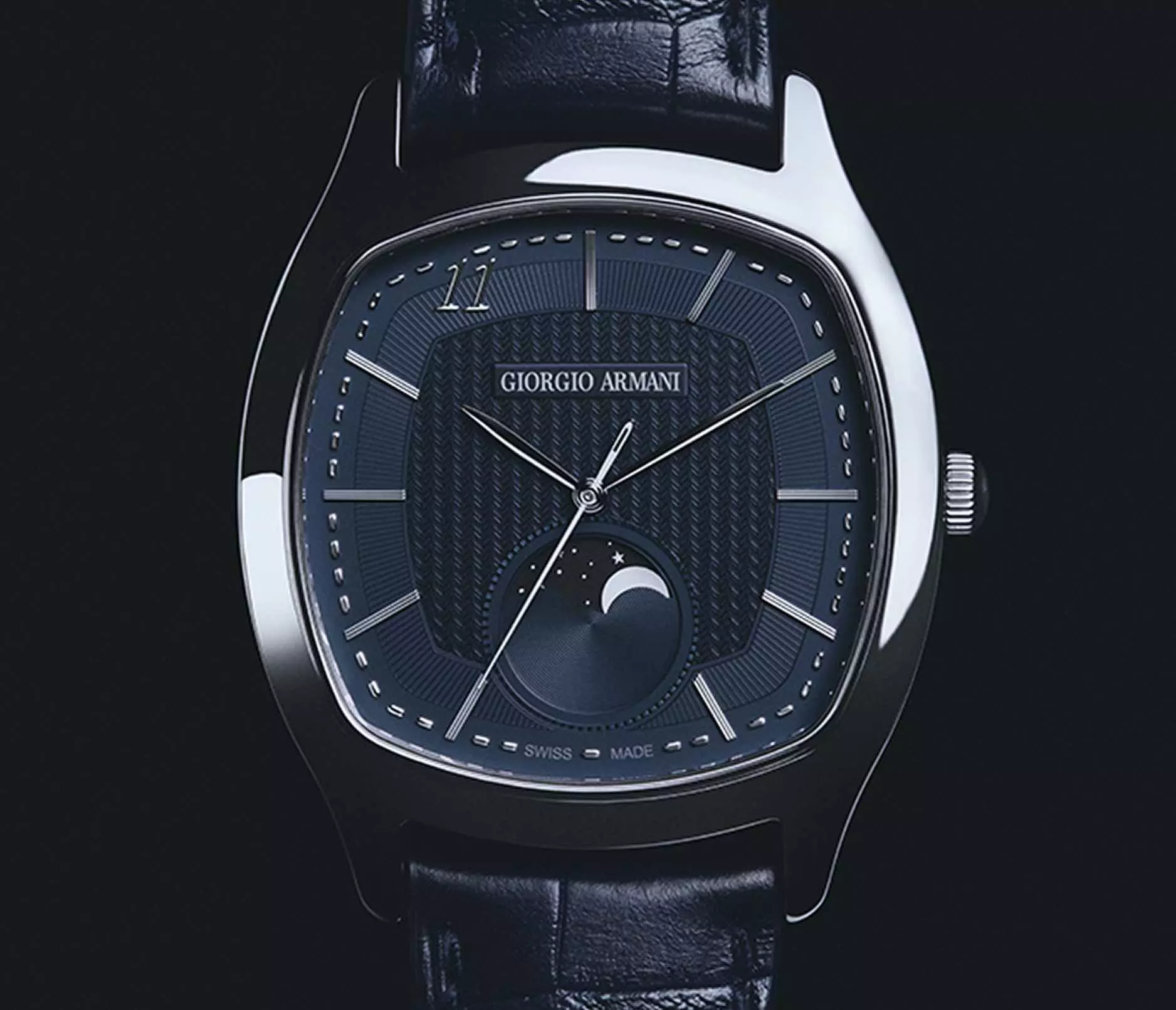 The stainless steel model of the Giorgio Armani 11 collection with a navy dial.
