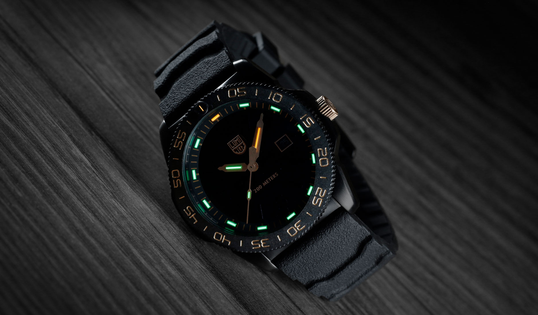 Luminox Pacific Diver 3120 Gold Limited Edition